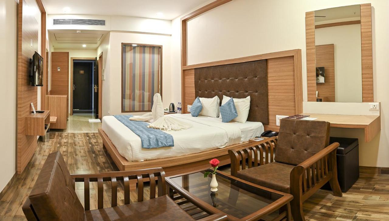 Hotel Laxmi Empire GOA Exterior foto